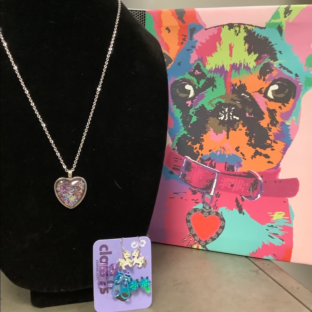 CLAIRES JEWELRY AND‎ DOG PORTRAIT BUNDLE
